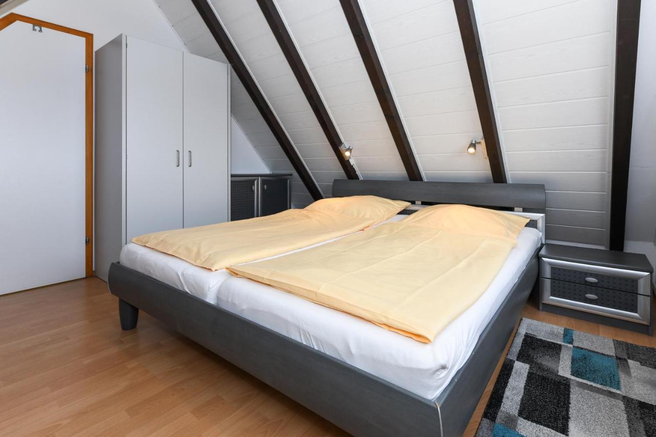 Haus Nordseepferdchen Bensersiel Exteriör bild